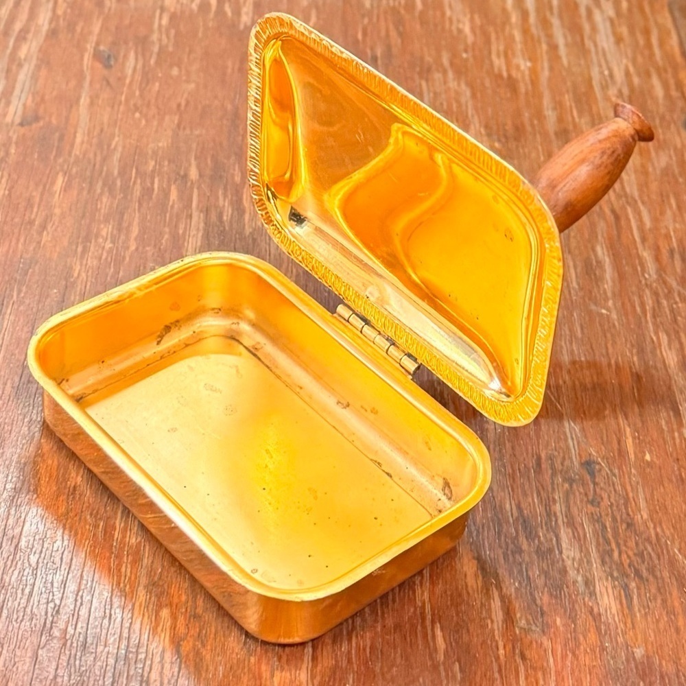 Vintage Italian 24kt Gold Plated Silent Butler Crumb Catcher with Wood Handle - Picture 2 of 12